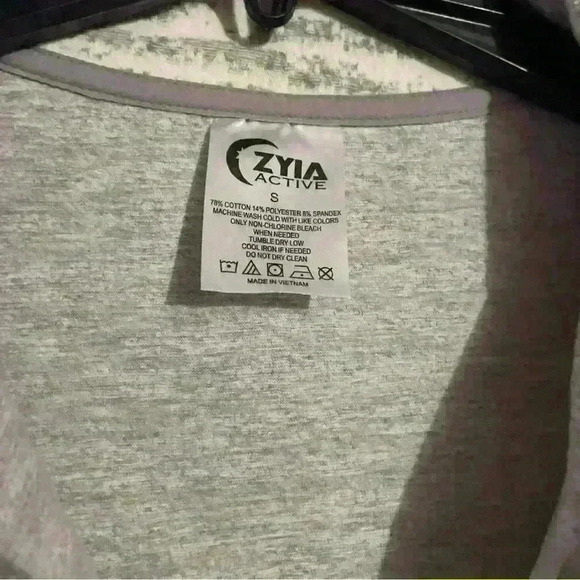 Zyia Active Track Jacket Size Small Full Zip Cream Gray Print Athletic Exercise - Picture 3 of 3